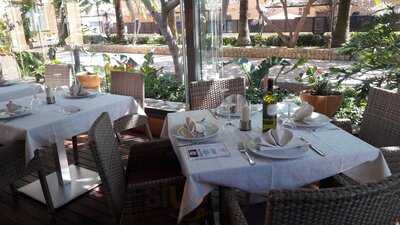 Mahal Tandoori Indian Restaurant