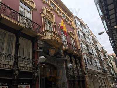 La Taona Bar Restaurant