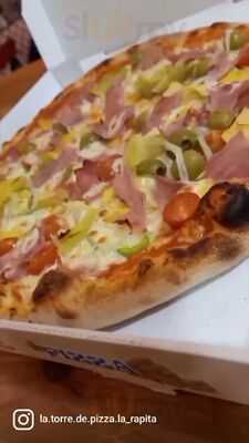 La Torre De Pizza