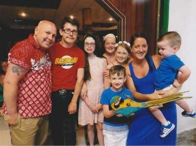 Naininomi Restaurante Hindú