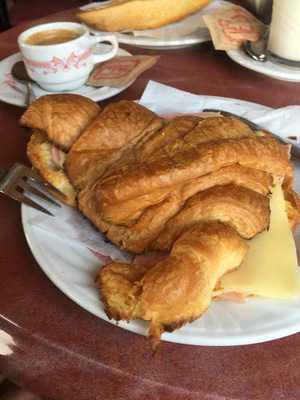 Cafeteria Pasteleria Torre Marcelo