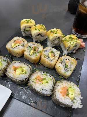 Natural Wok + Sushi Bar