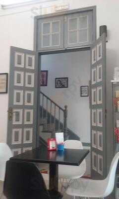 Librería Café El Libro En Blanco