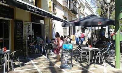 Cafeteria Porvera 31