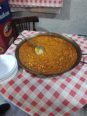 El V Faustino Cafetería Y Tapería - Photo 7