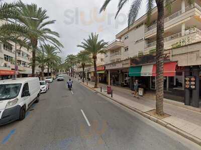 Palmeria Bakery Café