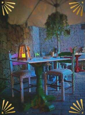 Huna Polinesian Lounge