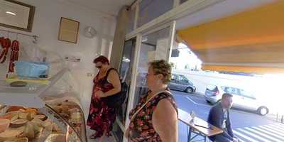 Deutsche Metzgerei Mit Imbiss Picasso