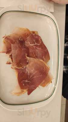 Pizzeria Artesana La Parrilla De Alberdi