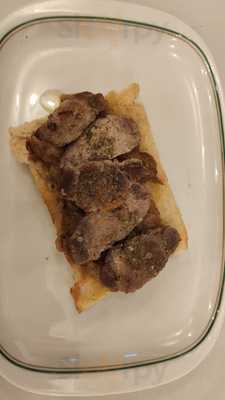 Pizzeria Artesana La Parrilla De Alberdi