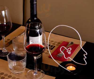 Avenida Restaurante - Cafe