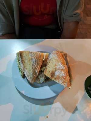 Avenida Restaurante - Cafe