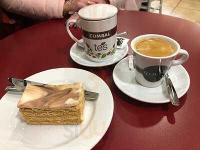 Pastelería La Camelia - Photo 8