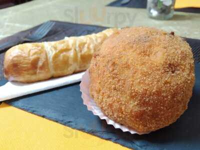 Nonna Adele, Comida Y Pastelería Salentina