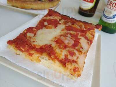 Nonna Adele, Comida Y Pastelería Salentina