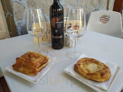 Nonna Adele, Comida Y Pastelería Salentina