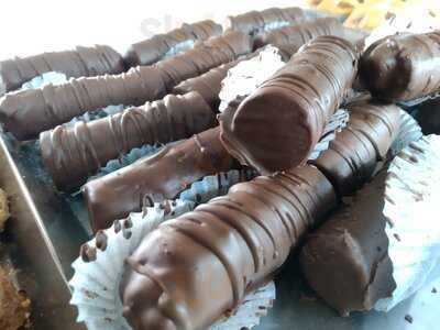 Nonna Adele, Comida Y Pastelería Salentina