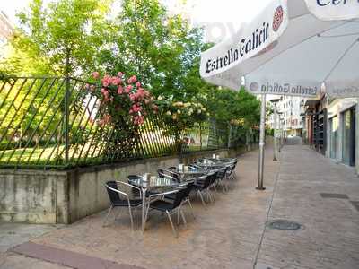 Cerveceria Restaurante La  Rebotica