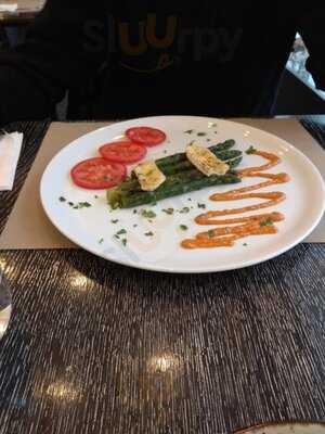 Cross Bar Restaurant