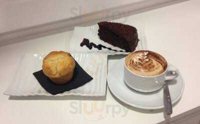 Vintage Slow Bar Coffee & Cocktail Lab