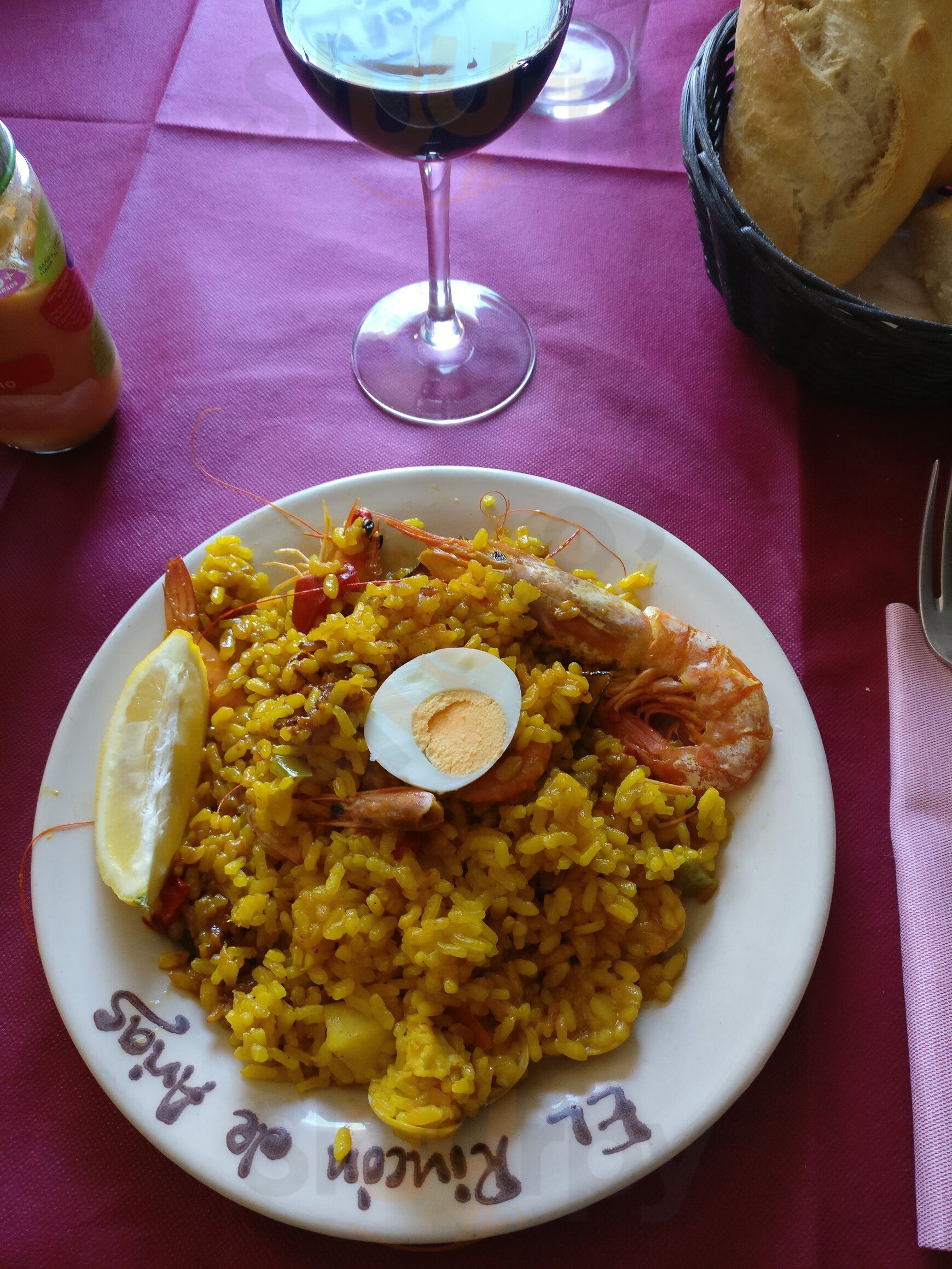 El Rincón De Arias, Gastrobar Y Terraza.