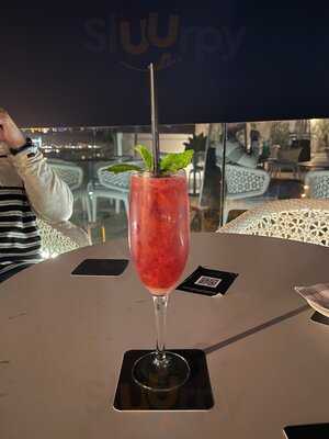 Azotea Sunset Raw Bar