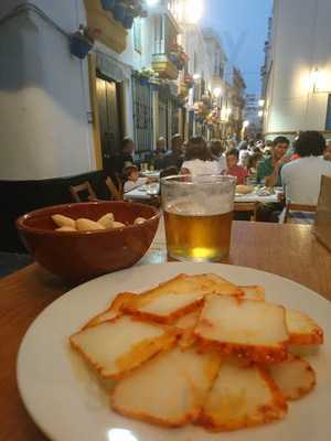 Callejon De La Tapa