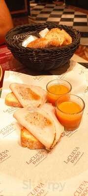 La Cueva De 1900 - Córdoba