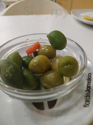 A Per Dolç Cafe- Pa I Pastissos