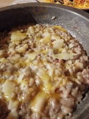 La Mafia Se Sienta A La Mesa Girona