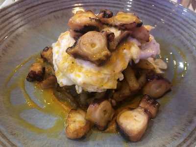 La Mafia Se Sienta A La Mesa Girona