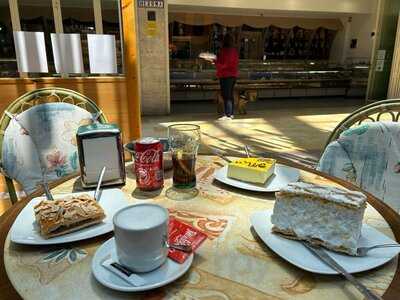 Herrma Pasteleria Area Central