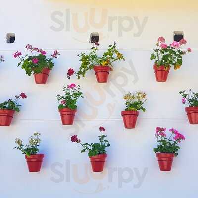 Las Flores, Restobar Cordobés