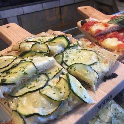 Pizza Piadina Since 2008