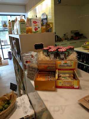 Tamarindo Your Fruit & Coffee Space