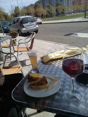 El Corner Cafetería Restaurante