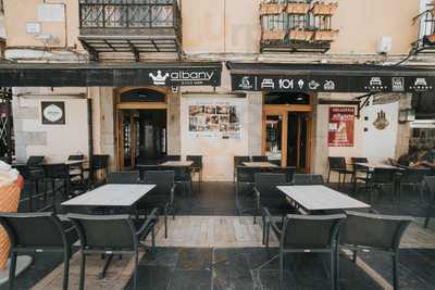 Albany - Confiteria - Heladeria