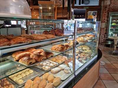 Albany - Confiteria - Heladeria