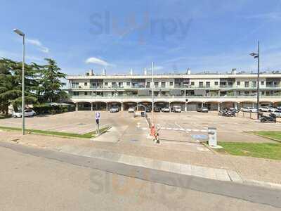 Pizzeria Rostisseria Village