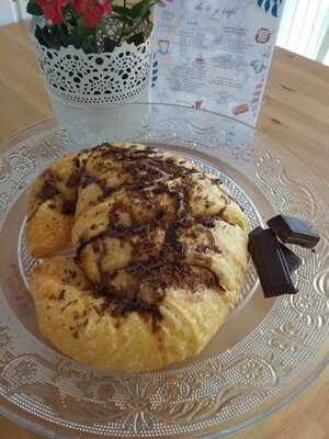 La Xana Salón De Té Y Café