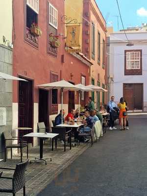 Casa De Comidas La Zapateria