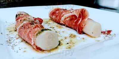 El 21 Coffee & Restaurant