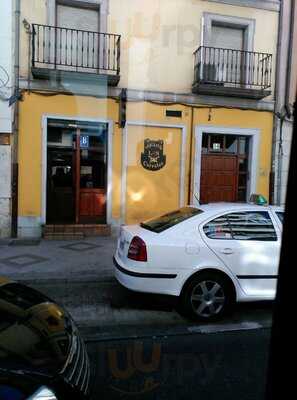 Mesón Los Carrales - Photo 7