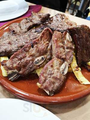 Taberna Porta Da Vila - Photo 8