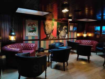 La Goleta Music & Cocktail Pub