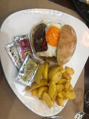 Urbieta 27 Restaurant