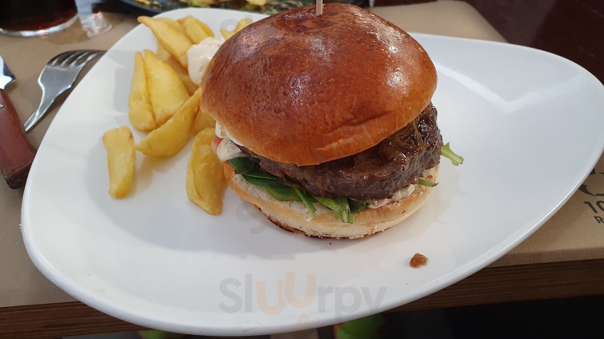 Urbieta 27 Restaurant