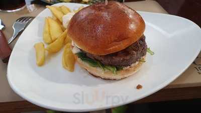 Urbieta 27 Restaurant