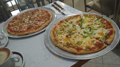 Churrería Galicia & Nino's Pizza