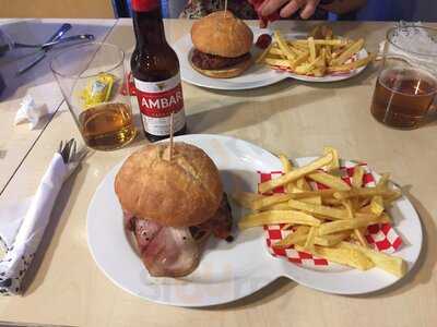 Mas Carne Burger